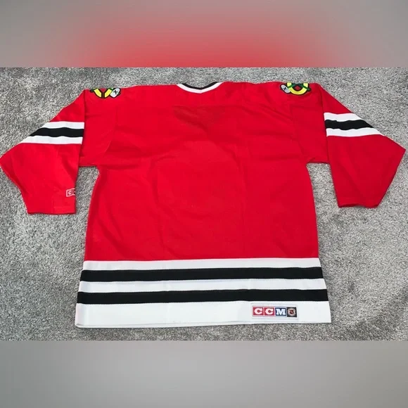 CENTER ICE AUTHENTIC VINTAGE CHICAGO BLACKHAWKS HOCKEY JERSEY CCM